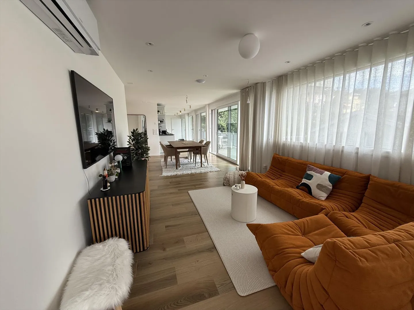 4.5 Room Apartment - Photo 1 of 11