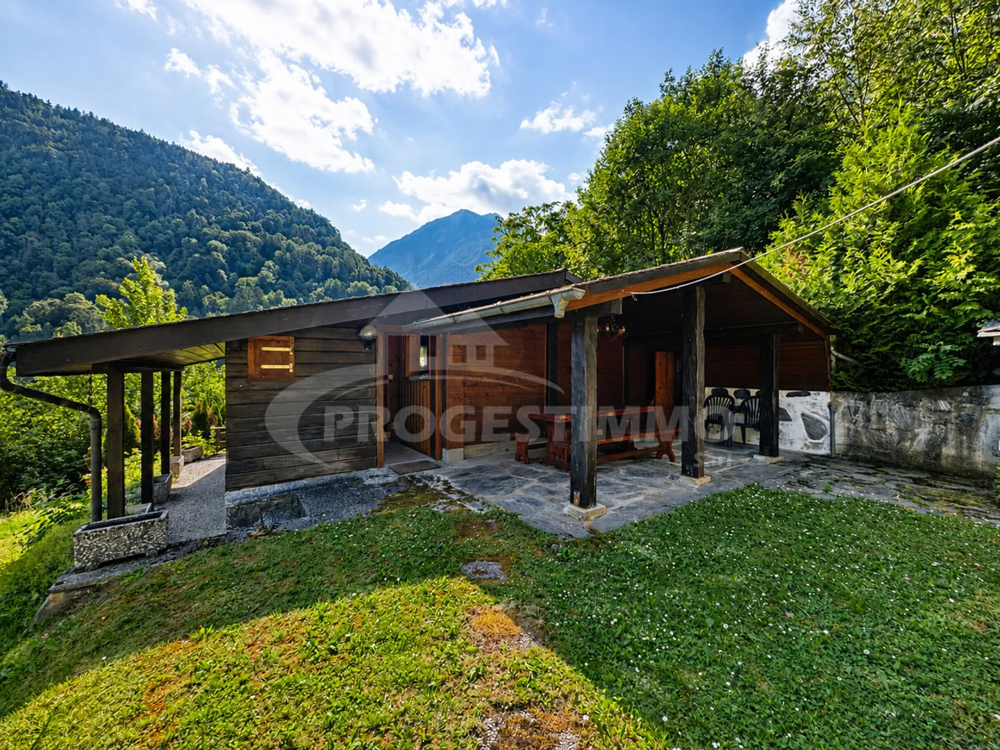 Un piccolo paradiso con terreno edificabile - Foto 12 di 13