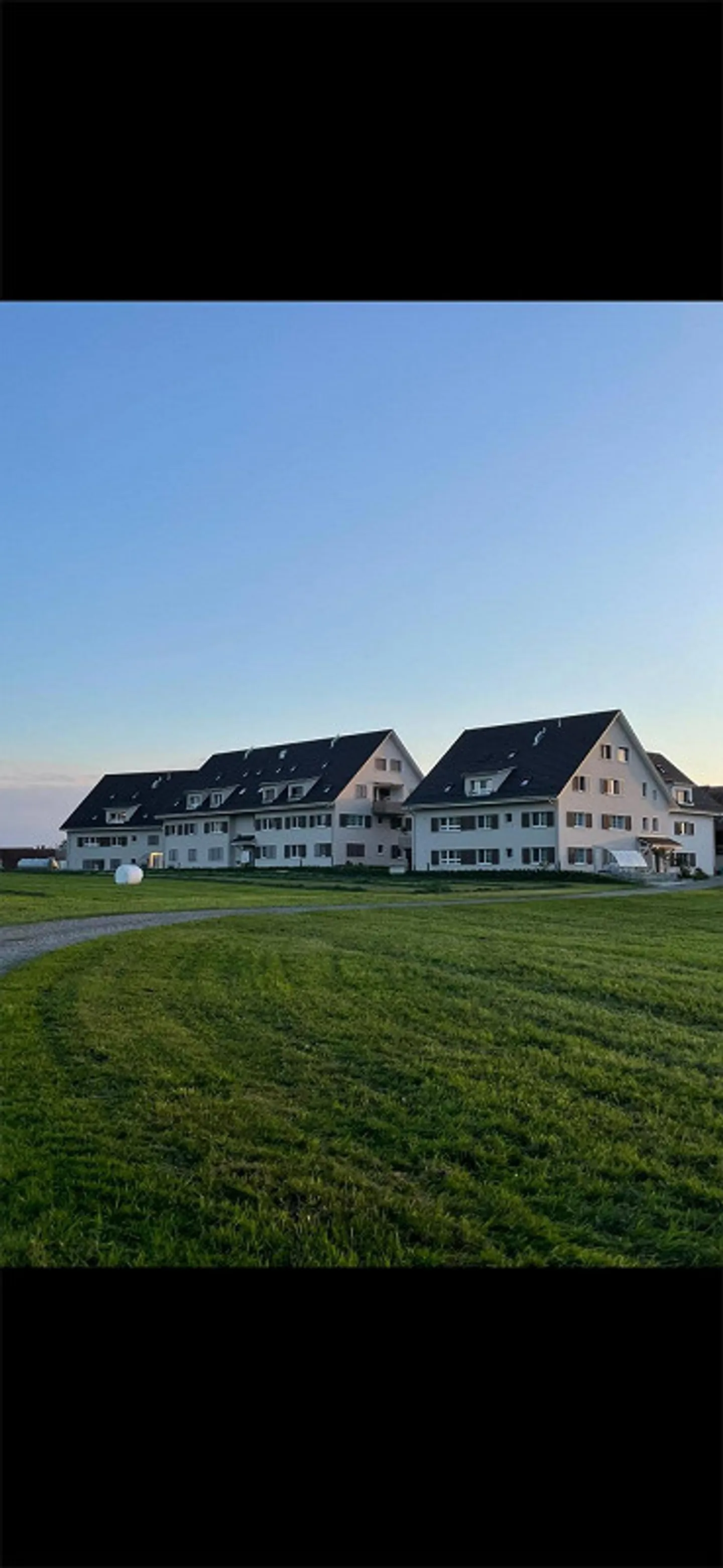 Modern penthouse apartment with high-quality finish - Photo 7 of 7
