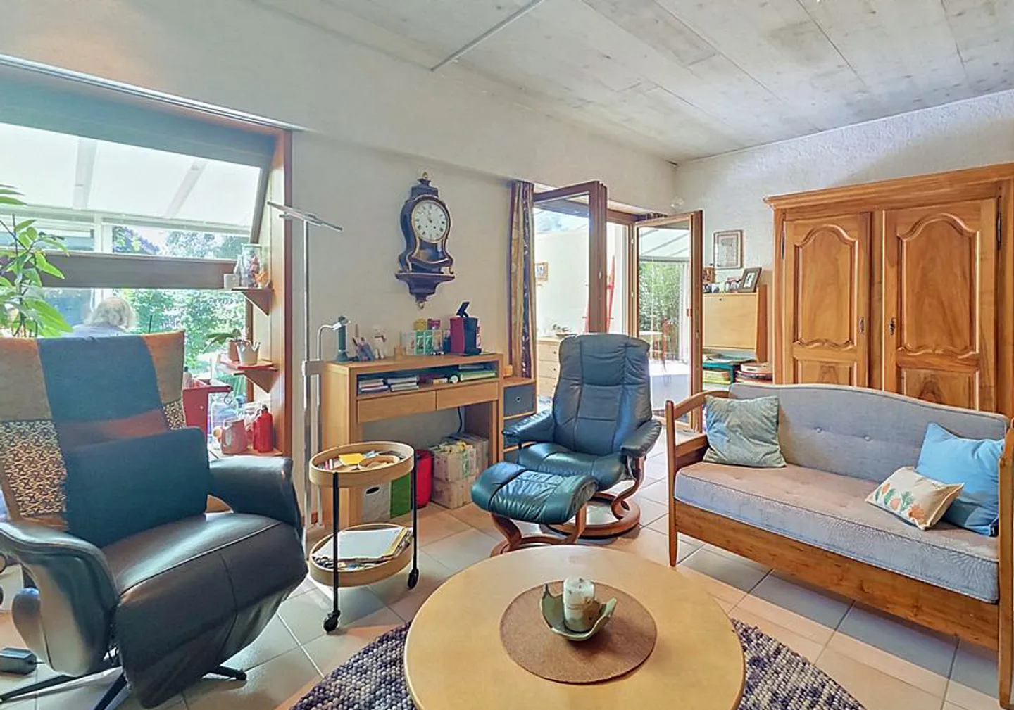 Charming terraced house with 5.5 rooms, large garden and terraces! - Photo 6 of 14