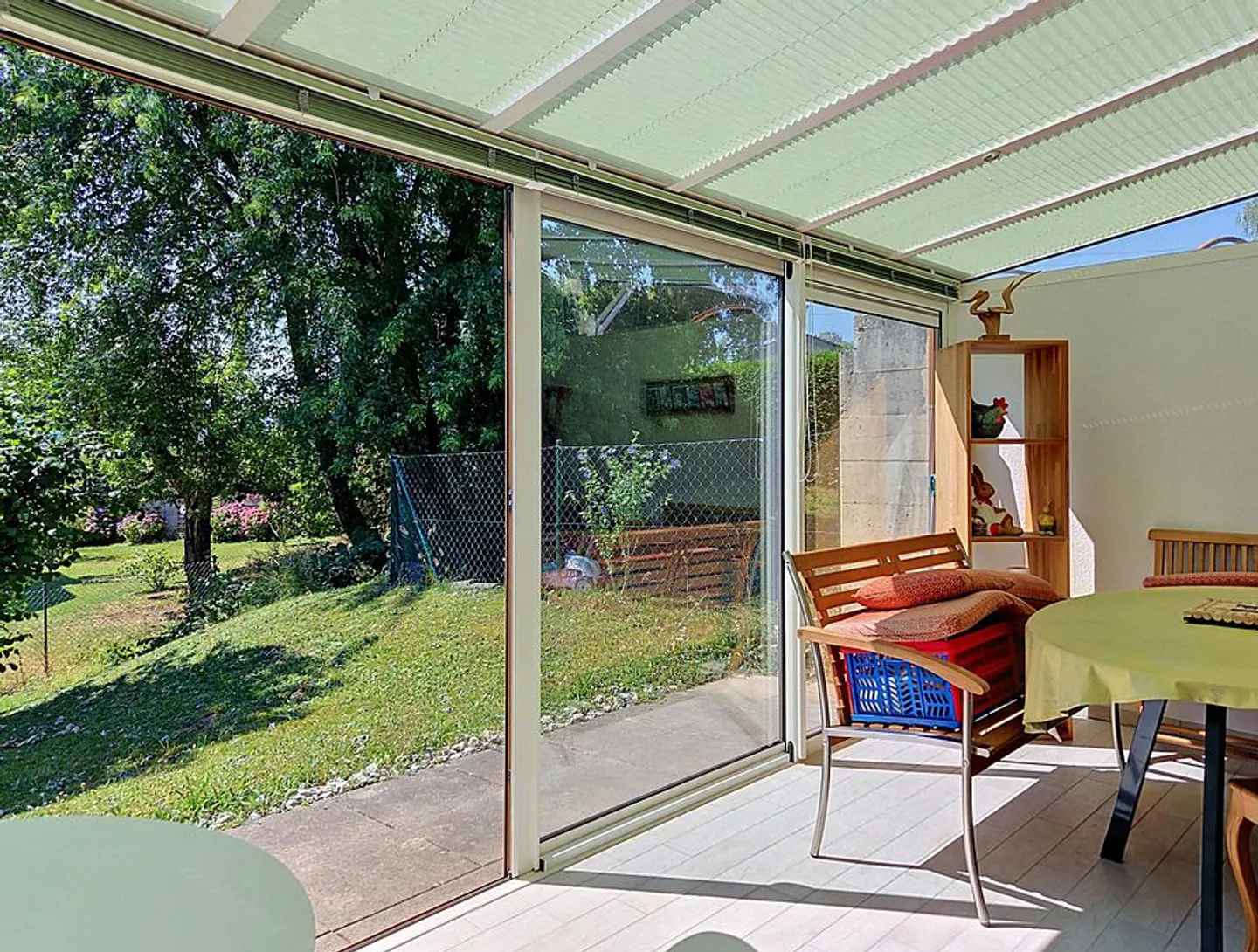 Charming terraced house with 5.5 rooms, large garden and terraces! - Photo 13 of 14