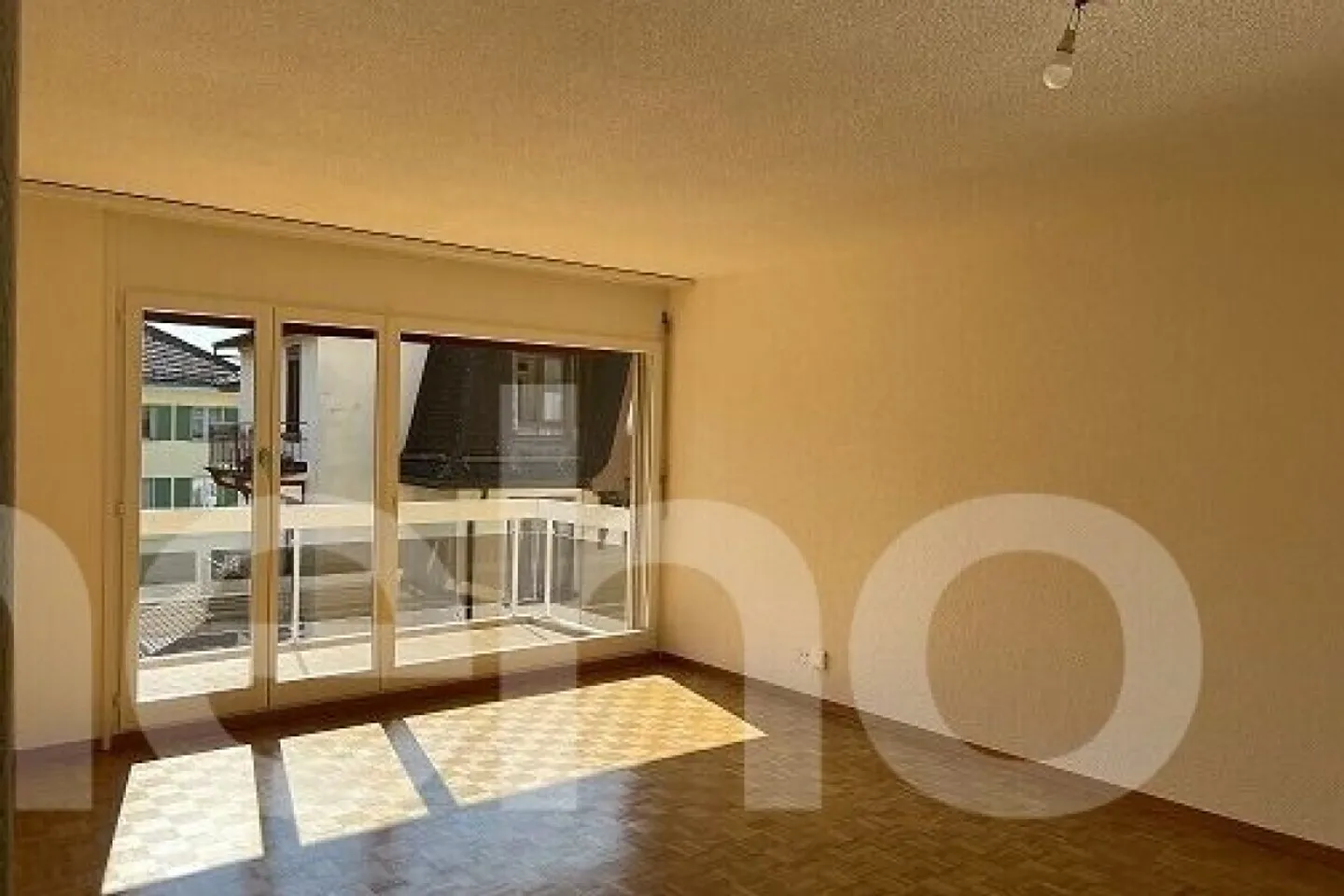 3.5-room apartment with balcony? Rental investment, Chernex - Photo 3 of 7