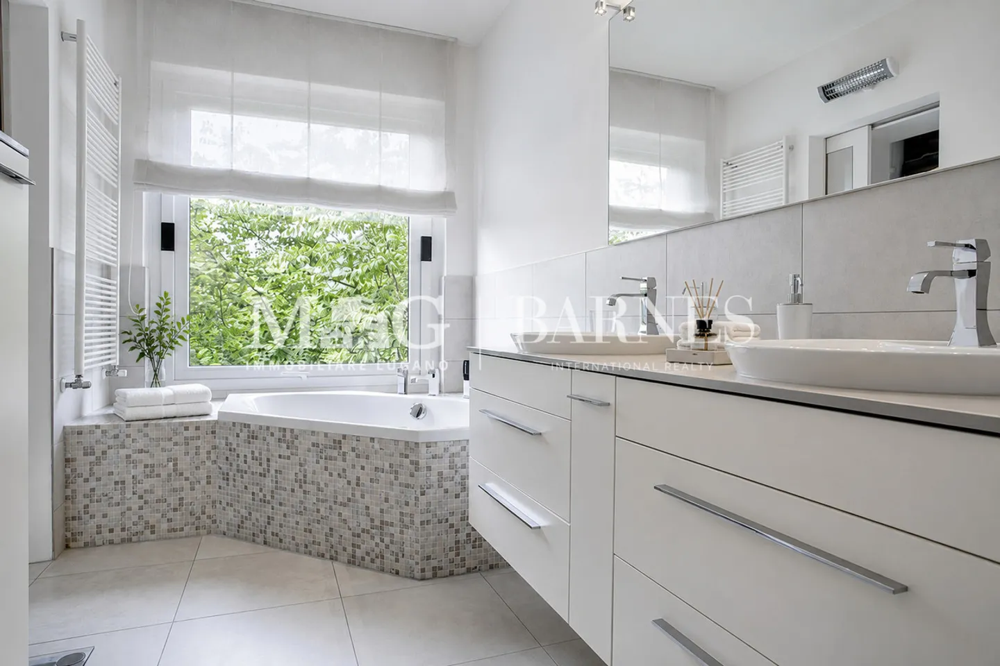 Lugano : Villa avec vue sur le lac 6 pièces, opportunité exclusive - Photo 15 sur 15