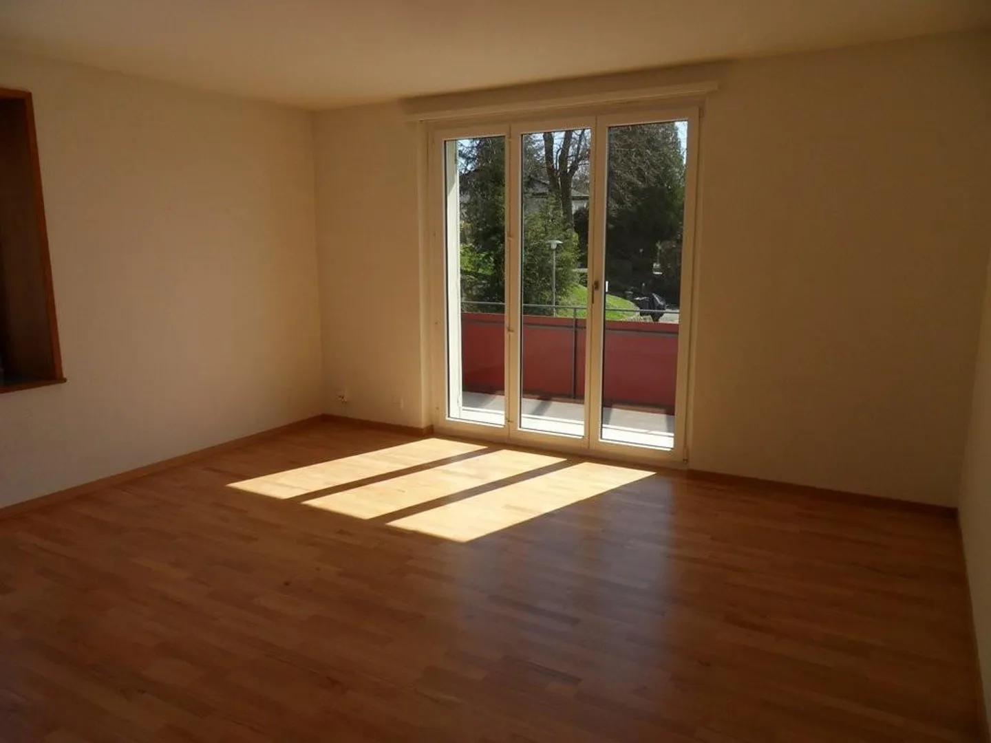 Modernes Apartment in Höngg - Foto 4 von 6