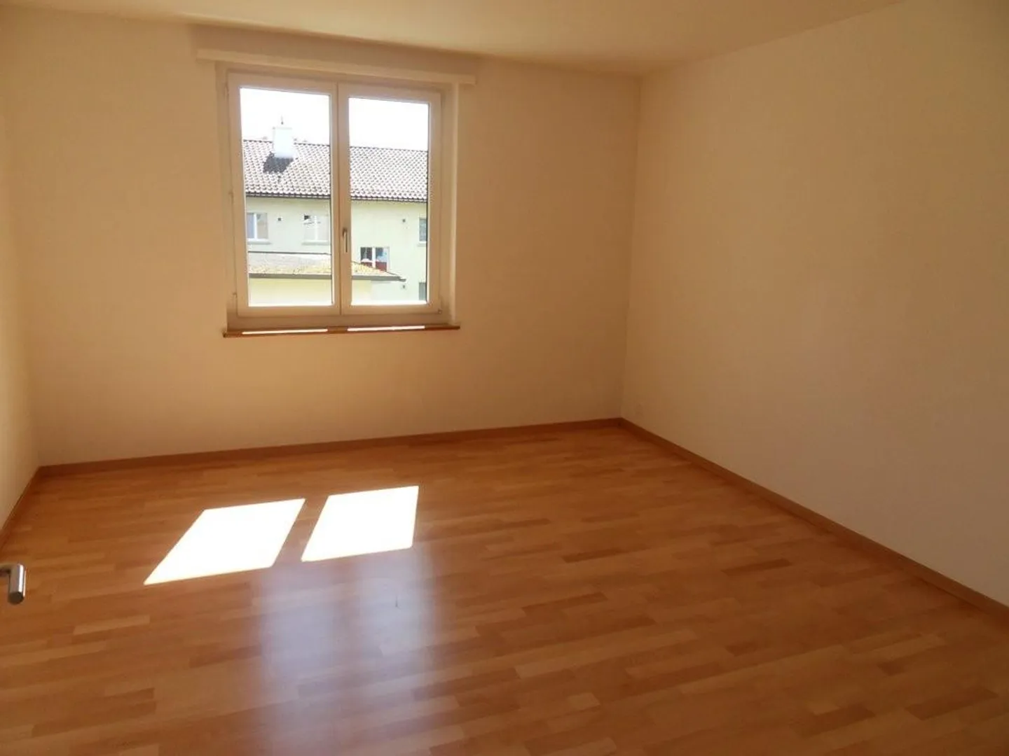 Modernes Apartment in Höngg - Foto 5 von 6