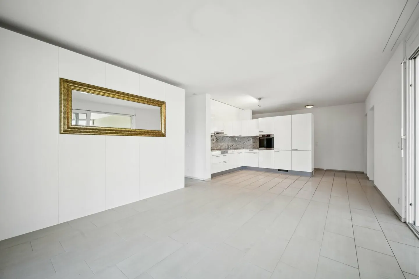 Wohnung kaufen - Foto 2 von 3