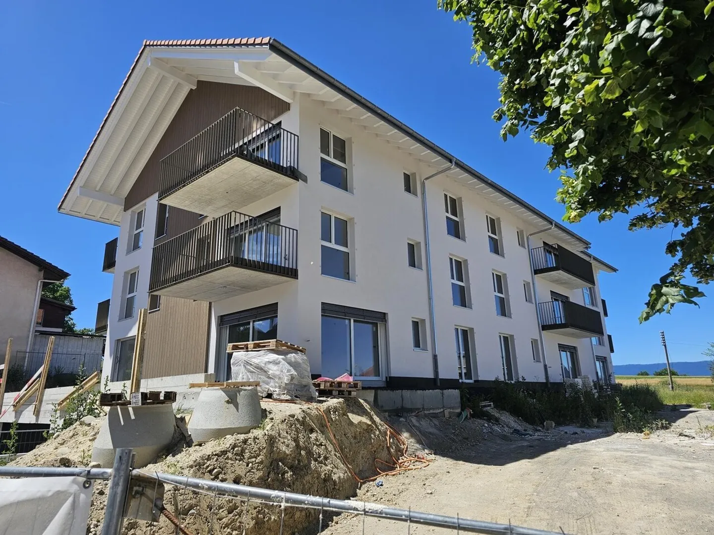Modern Apartment with Balcony - Photo 1 of 5