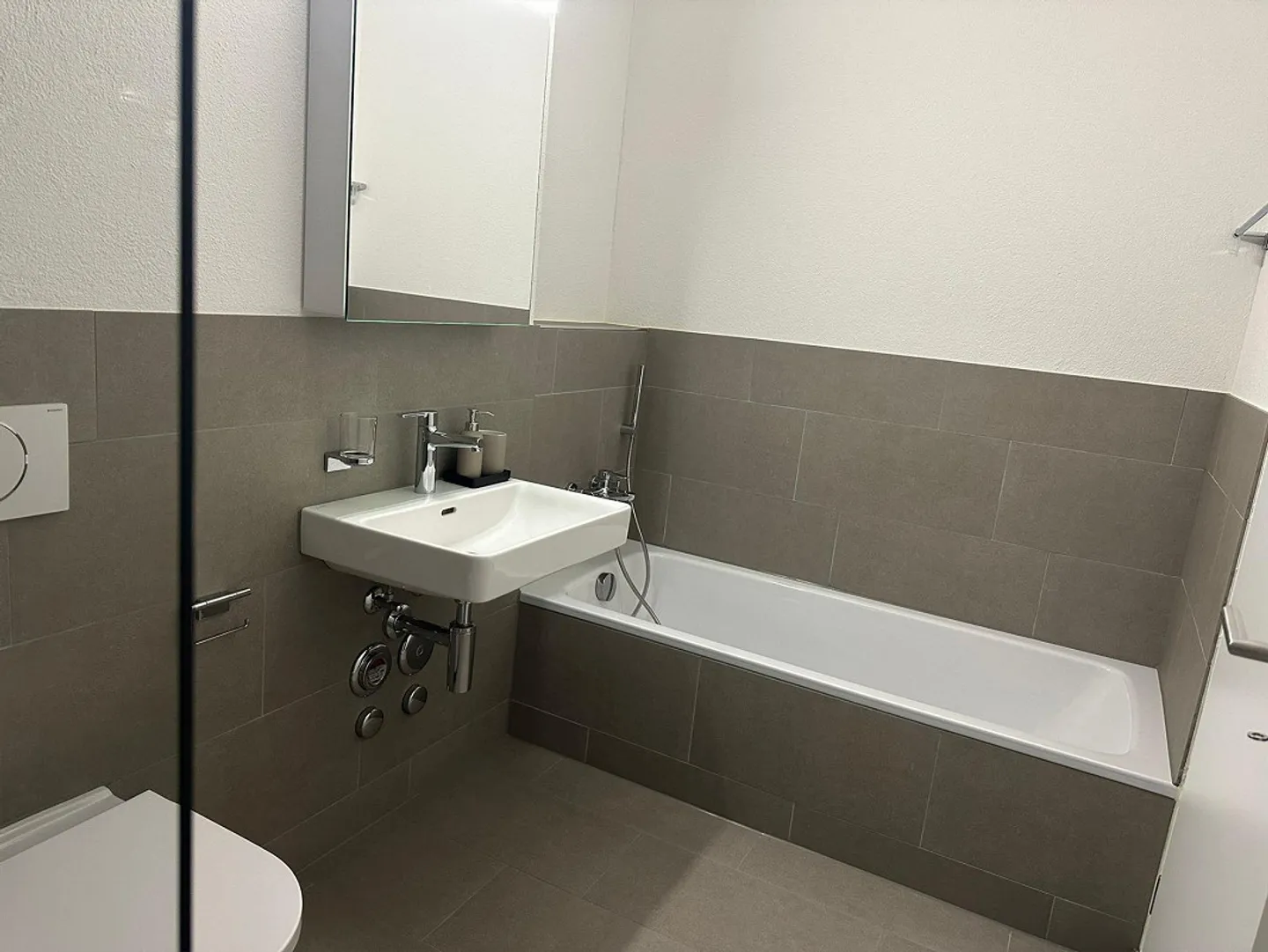 1 Room Apartment - Photo 4 of 7