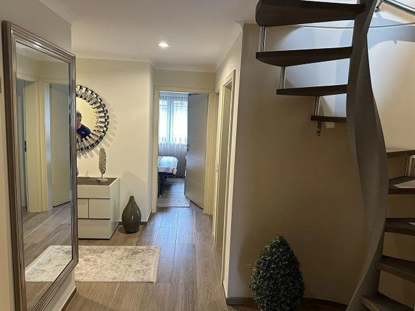 6 1/2-room penthouse apartment with grotto in 2 FMH / apartment... - Photo 19 of 30