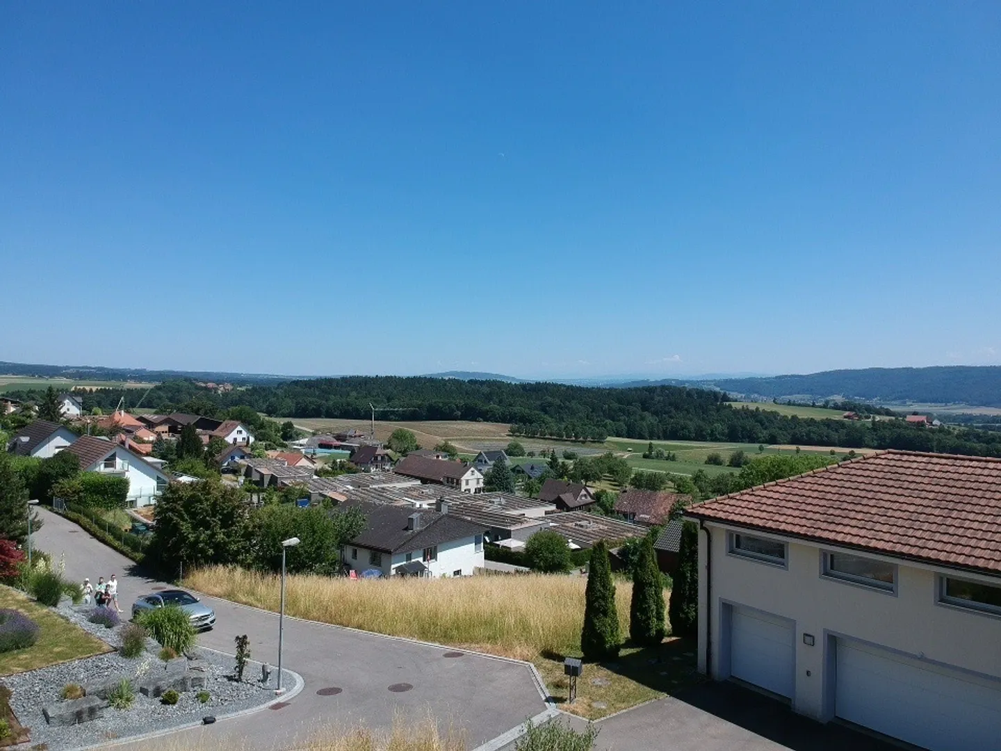 Aussergewöhnliches Grundstück mit Panoramablick - Foto 3 von 5