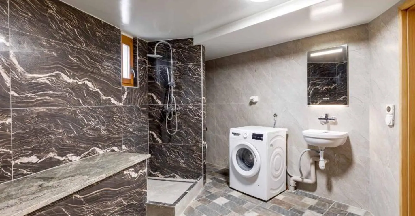 Schöne, vollständig renovierte Villa mit Schwimmbad - Foto 9 von 13