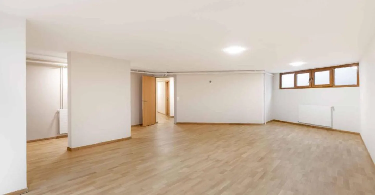 Schöne, vollständig renovierte Villa mit Schwimmbad - Foto 11 von 13