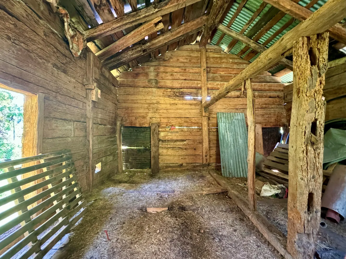 Grange avec parcelle constructible - Photo 2 sur 4