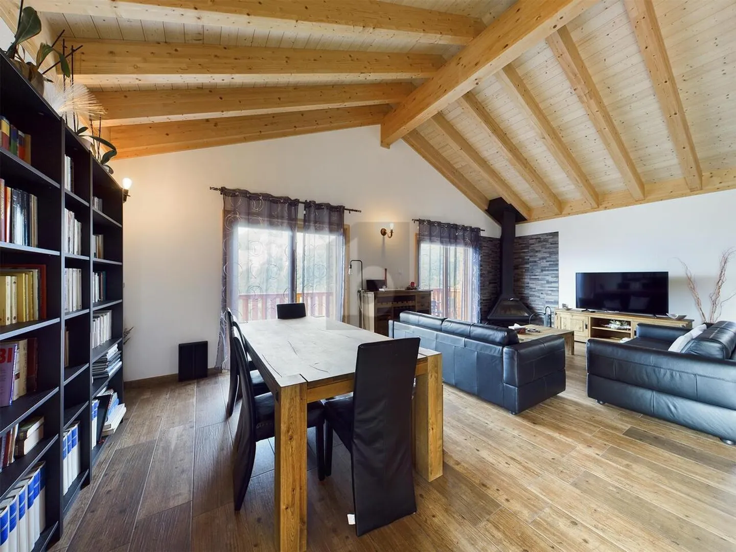 Chalet Incantevole con Vista Stupenda - Foto 3 di 6