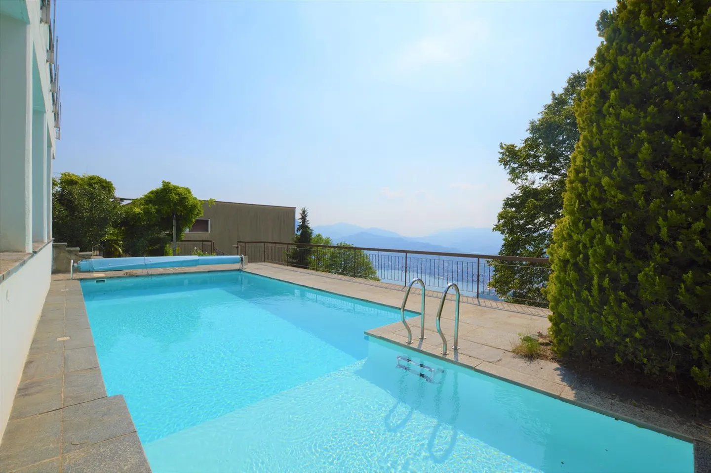 Attikawohnung 5.5 Zimmer - Foto 2 von 8