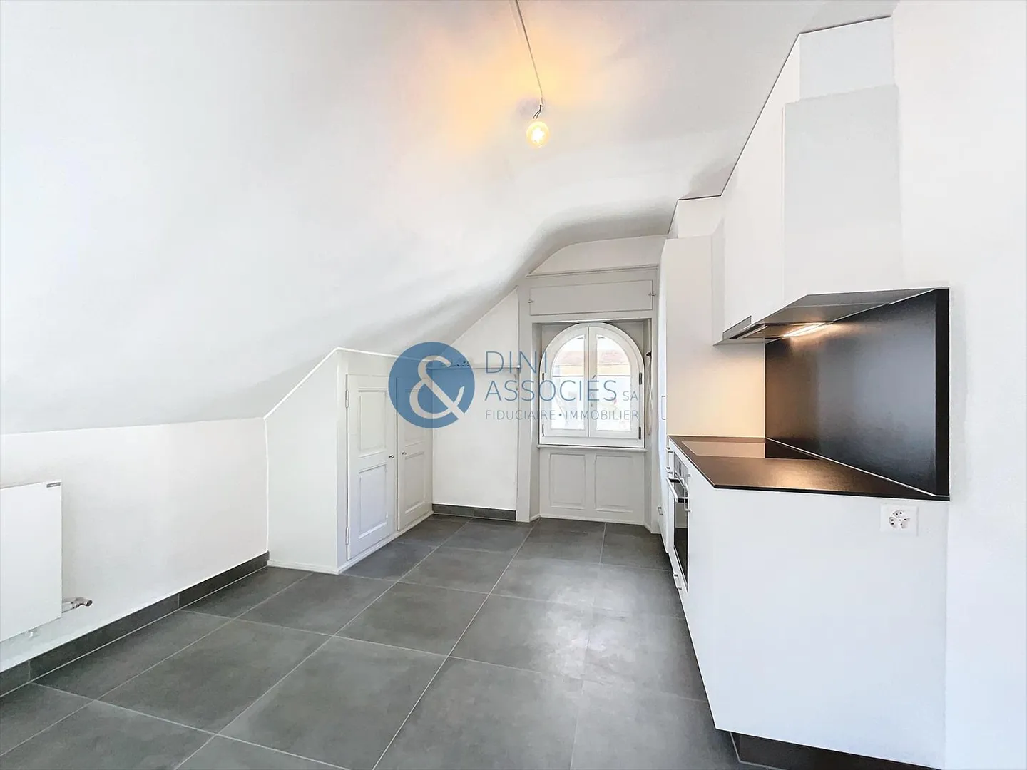 Appartamento 2.5 stanze - Foto 2 di 6