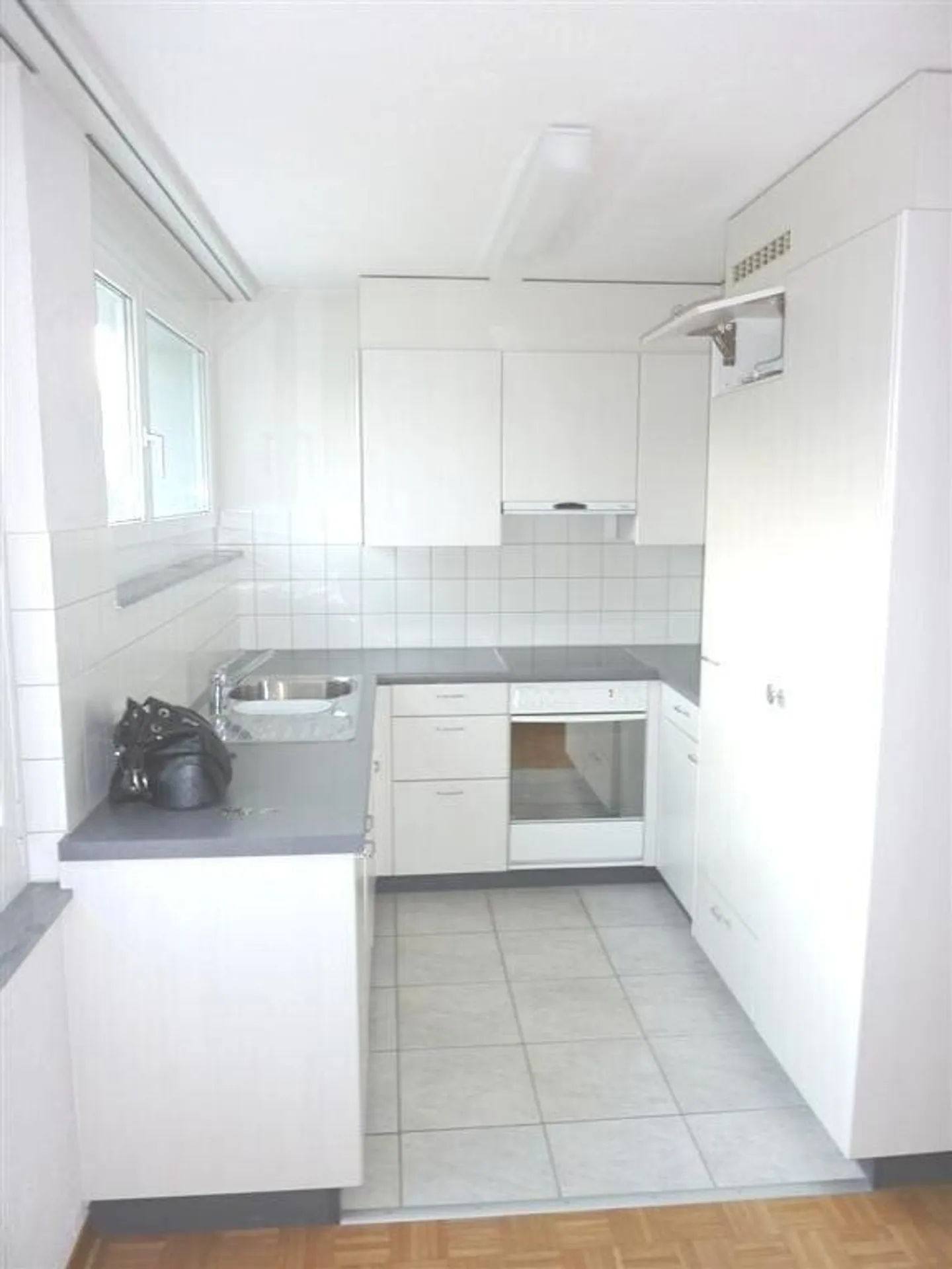 Freundliche Singlewohnung in Zumikon - befristet bis 31.03.2027 - Foto 3 von 5