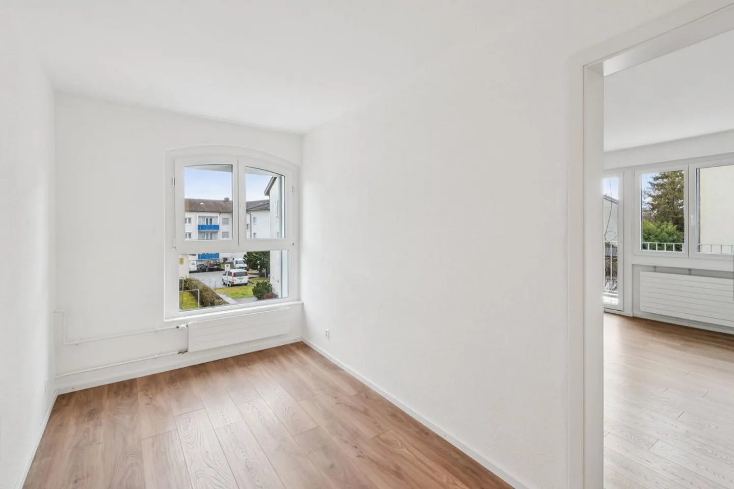 Arrive. Breathe. Be at home 4.5-room apartment with balcony - Photo 4 of 10