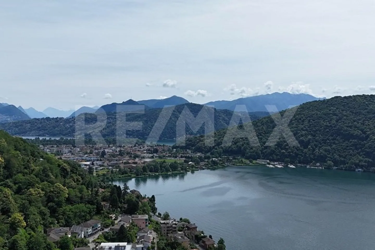 Luxuswohnungen mit Seeblick - Foto 4 von 5