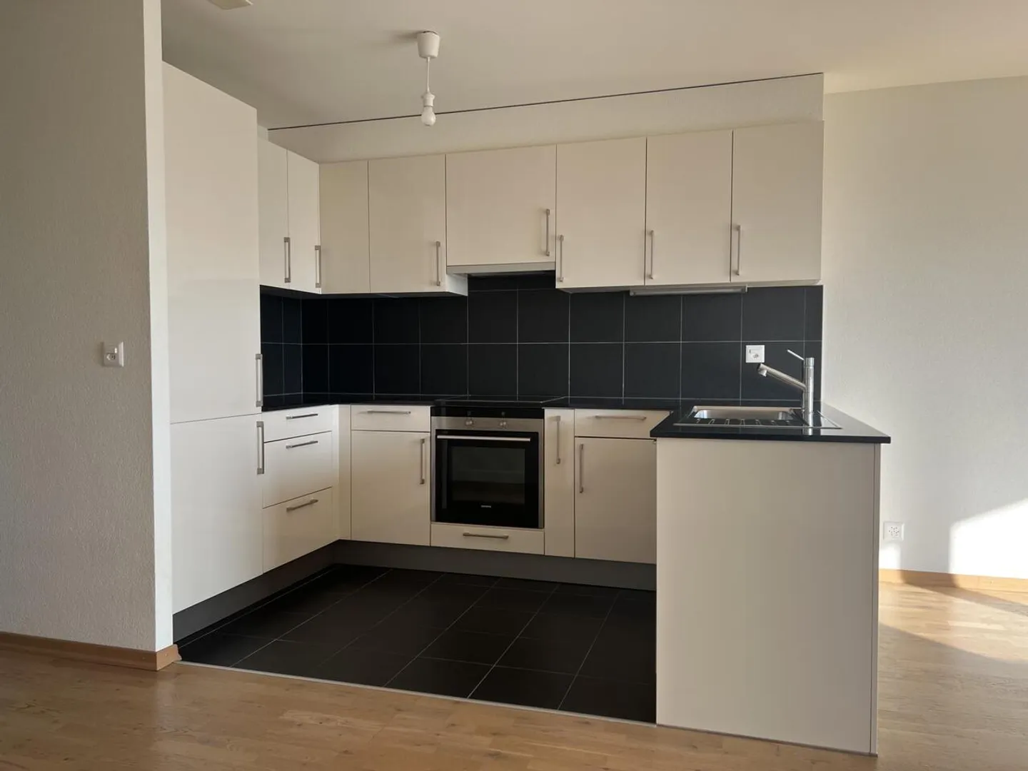 Wunderschöne Wohnung mit Blick auf den See! - Foto 6 von 10