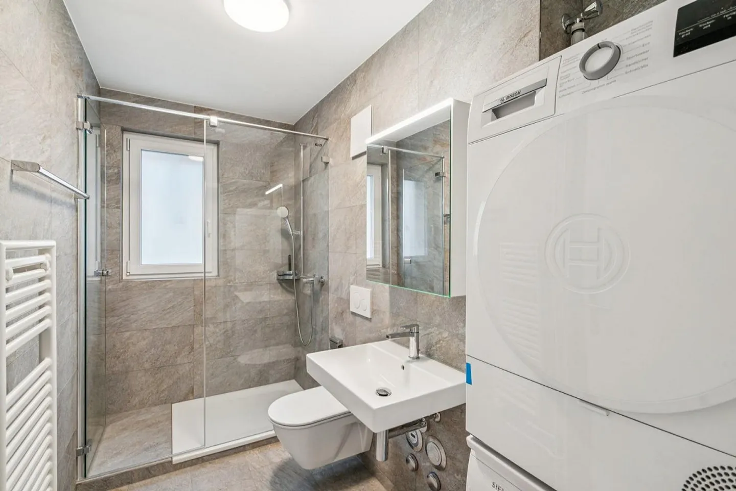 Arrive. Breathe. Be at home 4.5-room apartment with balcony - Photo 9 of 10