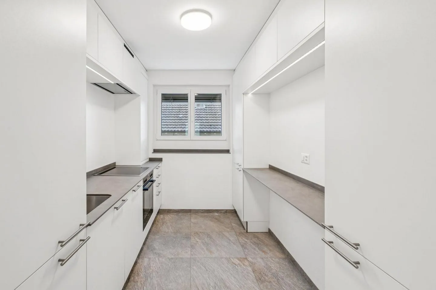 Arrive. Breathe. Be at home 4.5-room apartment with balcony - Photo 8 of 10