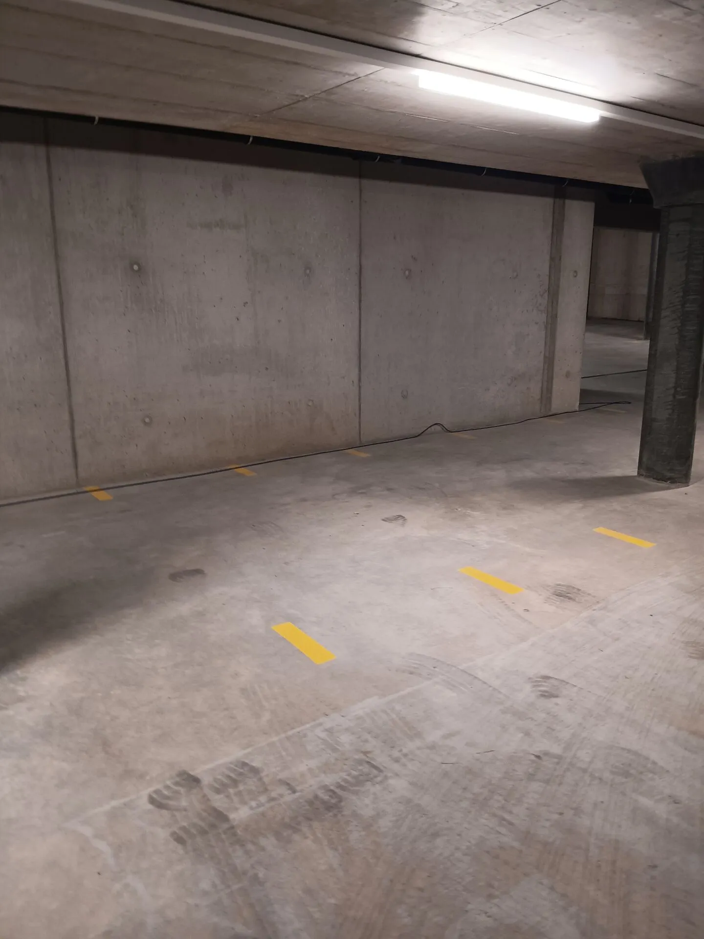 For rent: new motorcycle parking spaces in Avenches - Photo 2 of 6