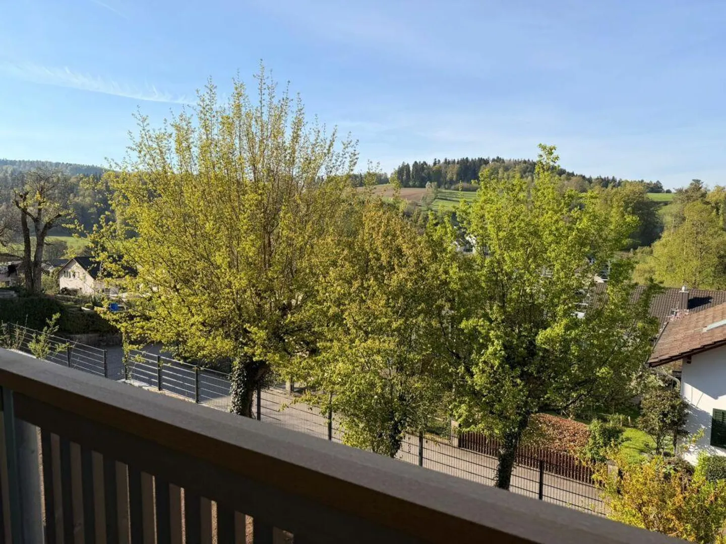 First occupancy: sunny 3.5 room apartment with a view in a quiet location - Photo 13 of 14
