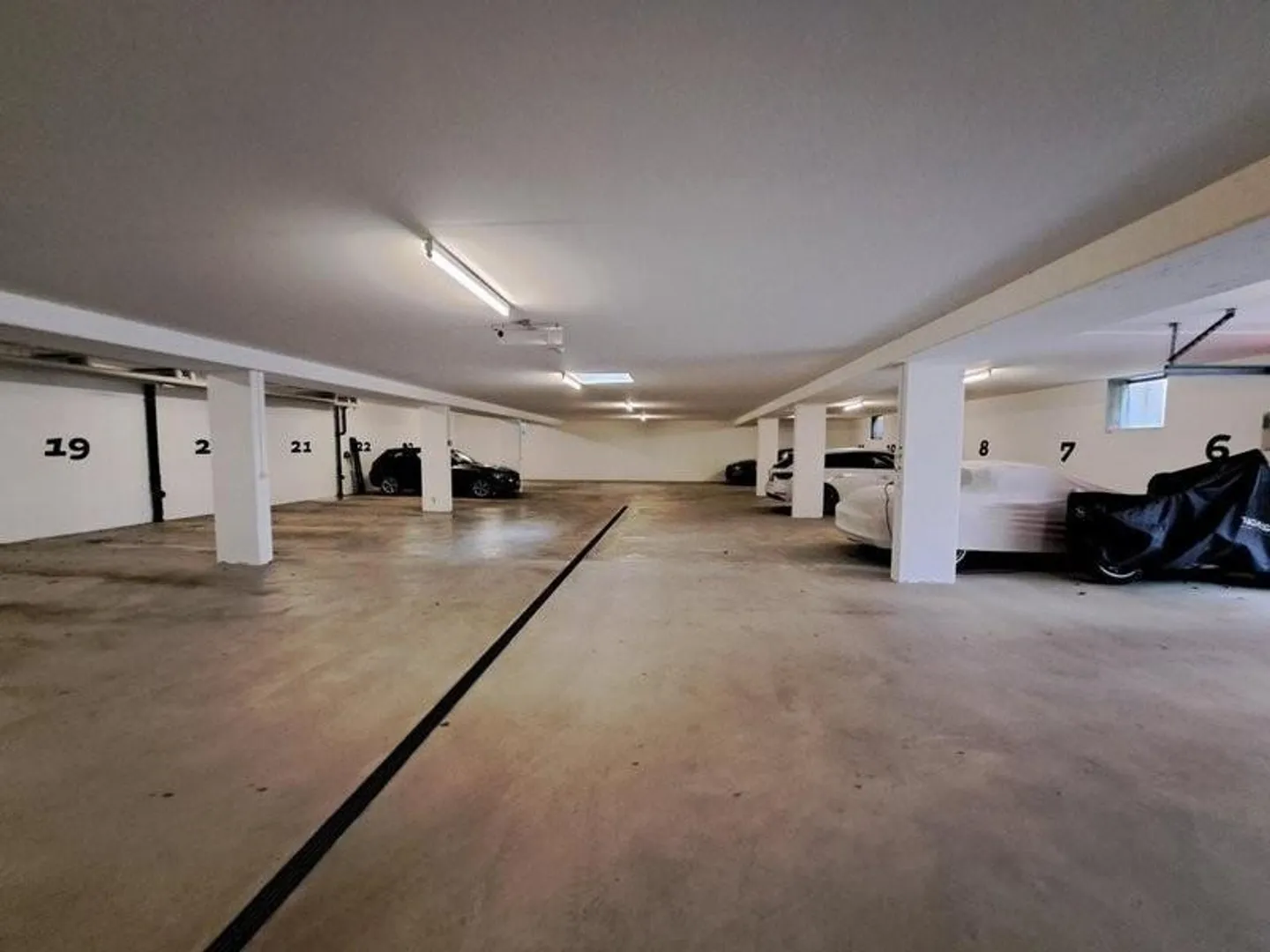 Avez-vous encore besoin d'une place de parking ? - Photo 3 sur 4