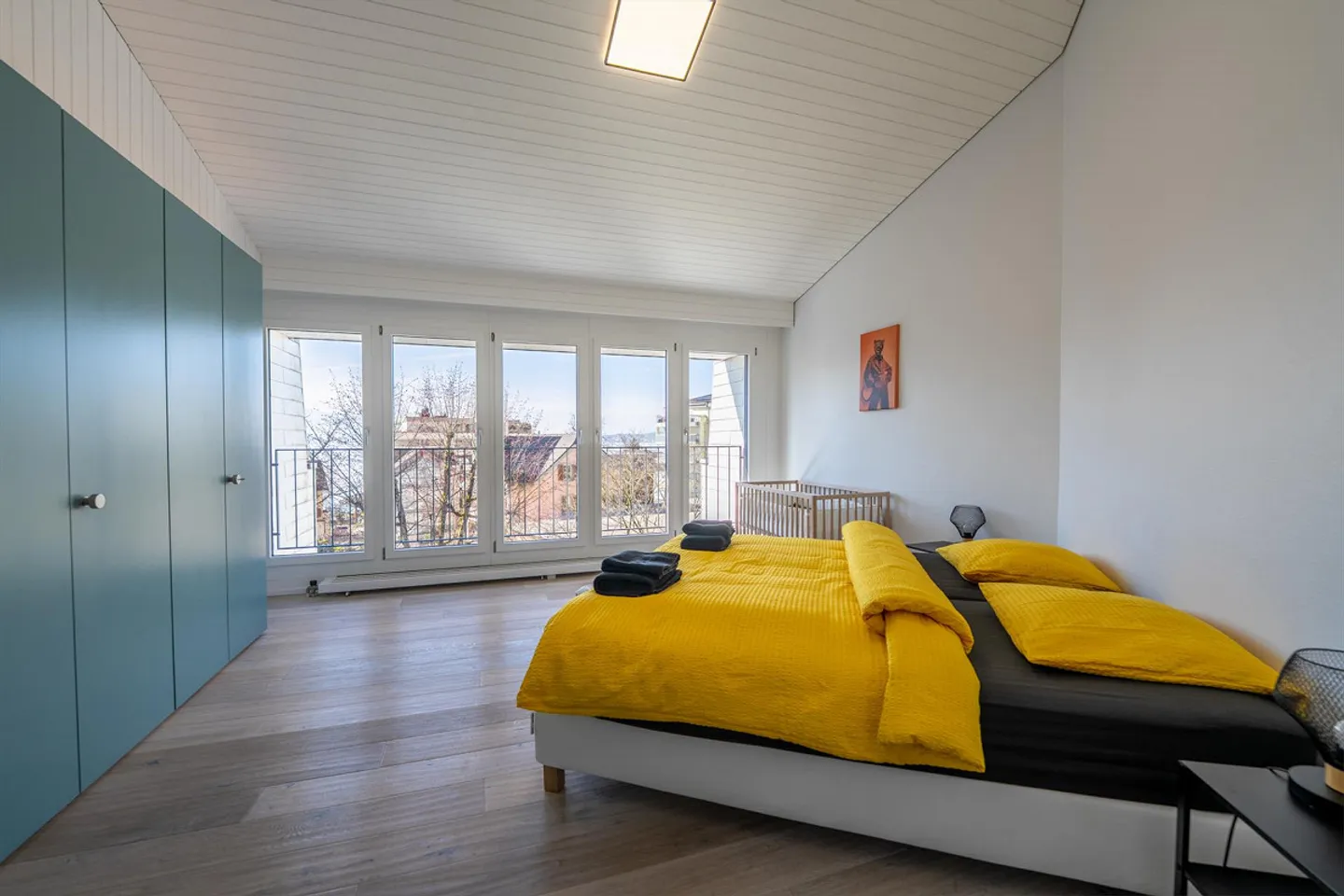 Ampio appartamento duplex nel cuore di Vitznau - Foto 2 di 6