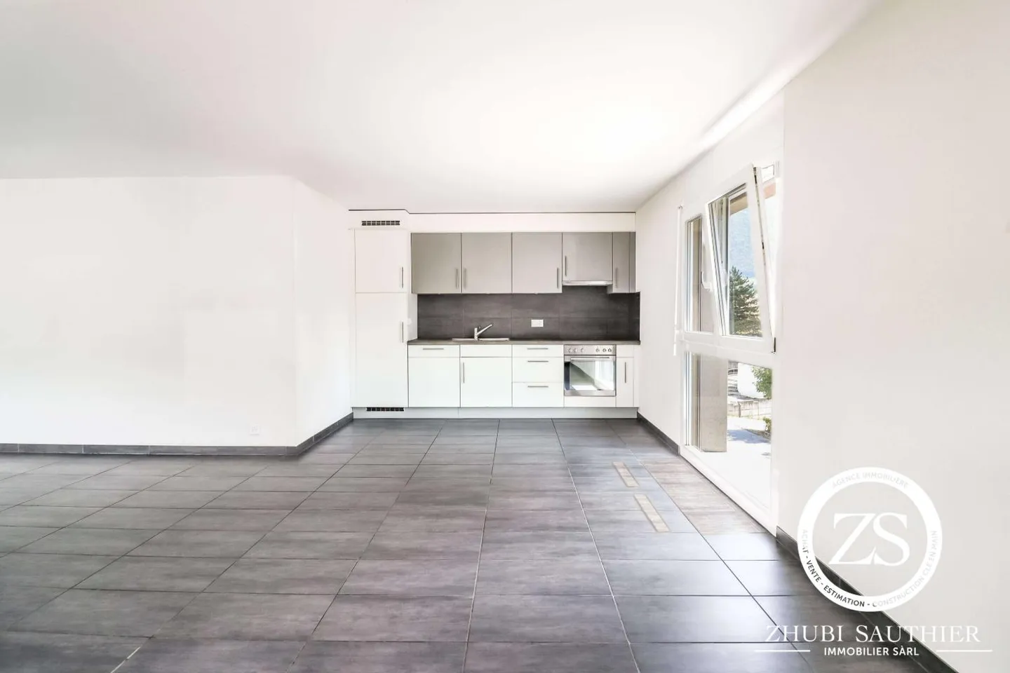 Two and a half room apartment in Sierre - Photo 4 of 13
