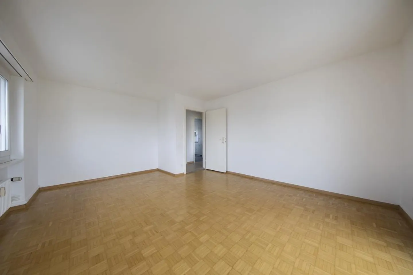 Ampio appartamento di 4 stanze in una bella posizione! - Foto 5 di 10