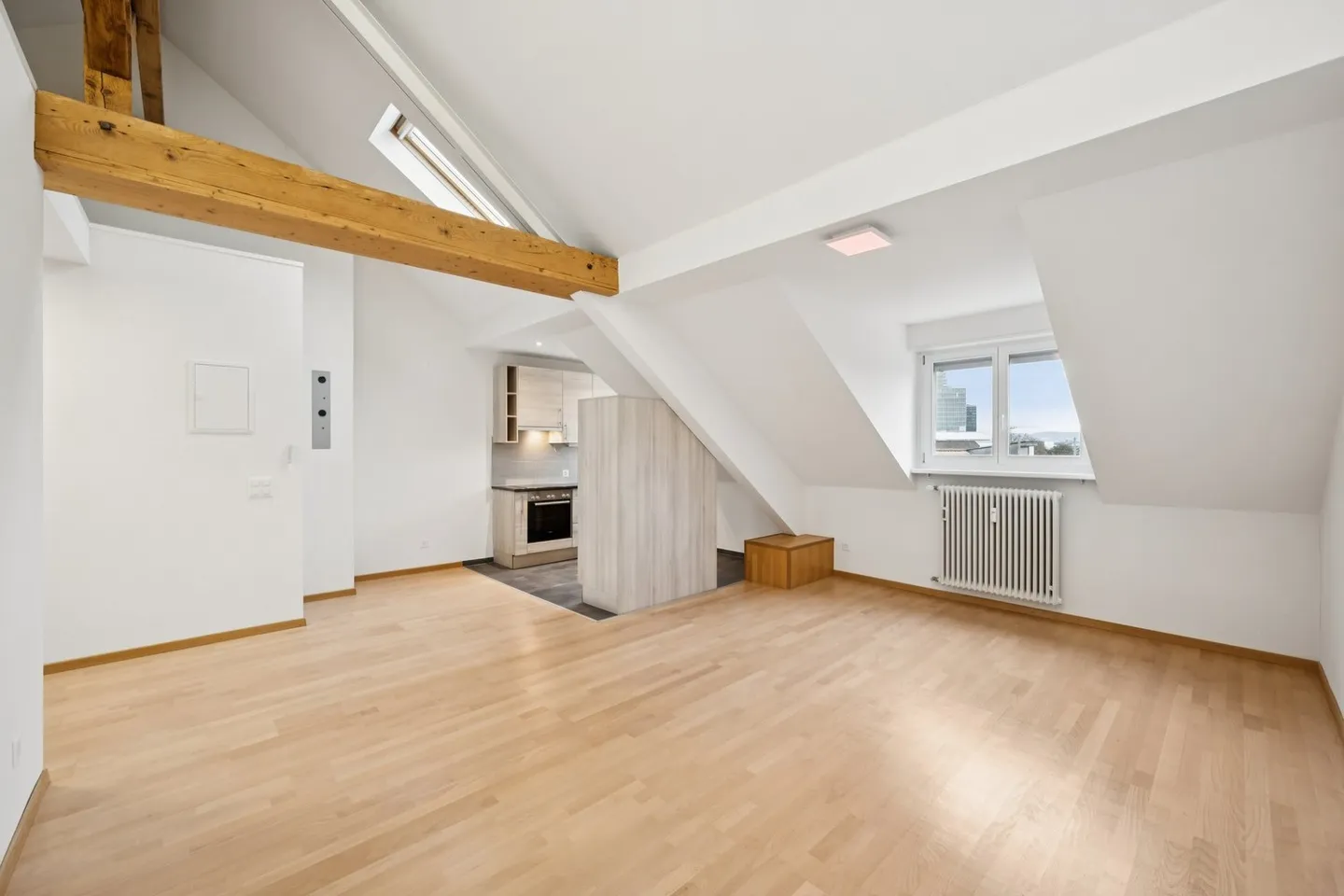 Moderne, helle & grosszügige DACHWOHNUNG - Foto 6 von 8