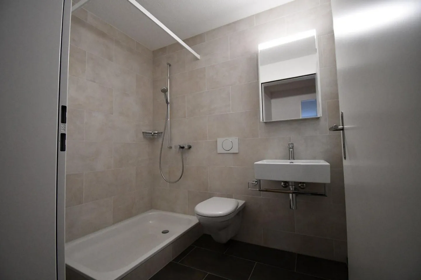 Livingandmore - Fascinating Living Culture - Photo 6 of 8