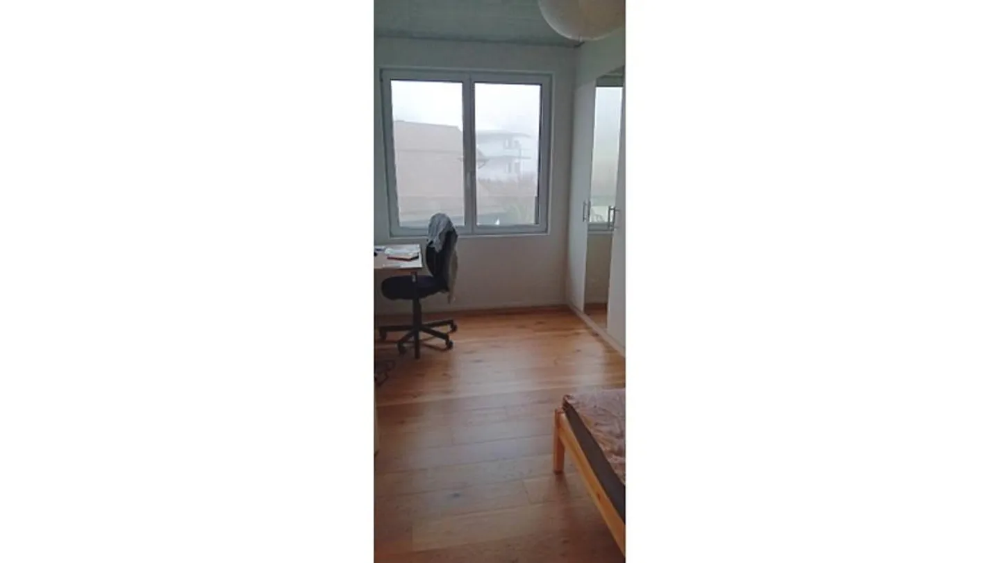 Appartement spacieux avec balcon - Photo 5 sur 10