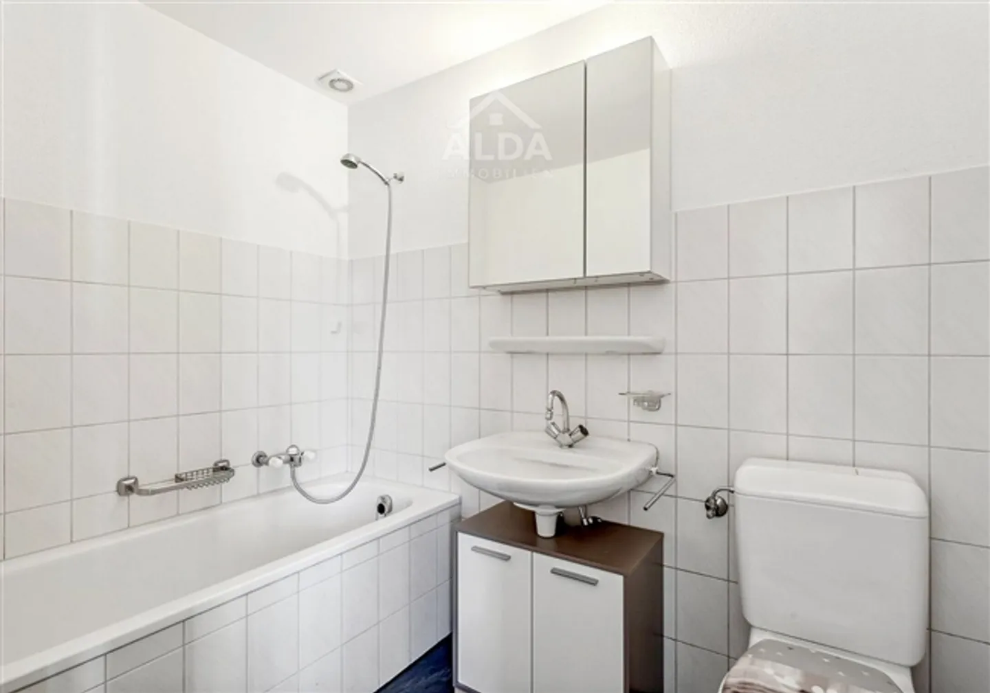 Appartement sous les combles de 2,5 pièces avec vue à Plasselb - acheter - Photo 6 sur 9