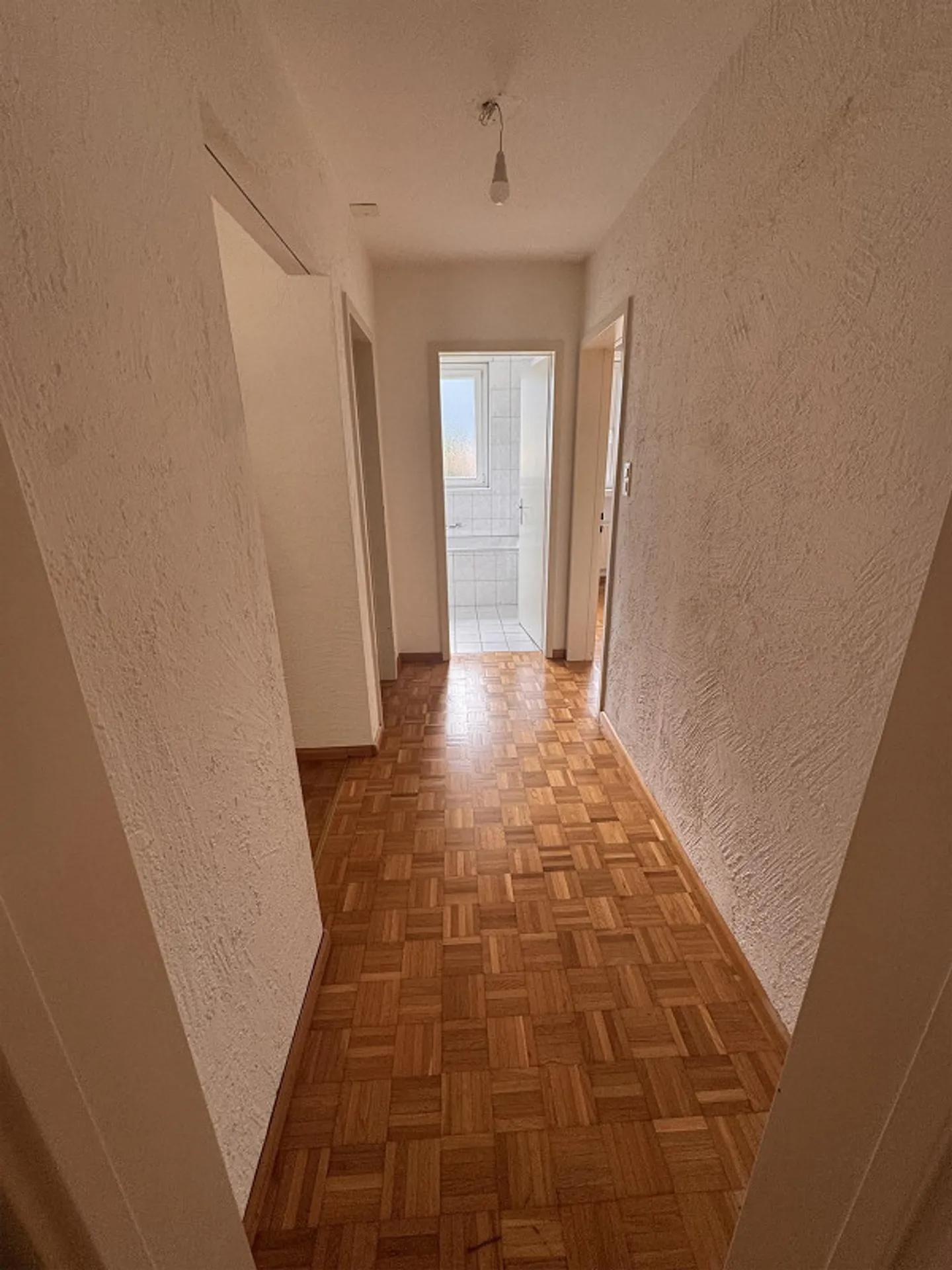 Grande appartement de 3,5 pièces - Photo 10 sur 15