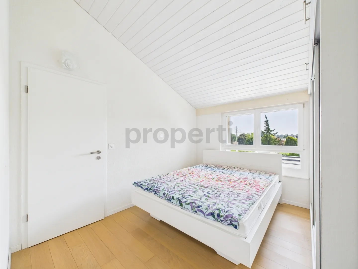Appartement meublé avec terrasse à 2 pas de lONU  calme, confort &amp; services inclus - Photo 6 sur 12