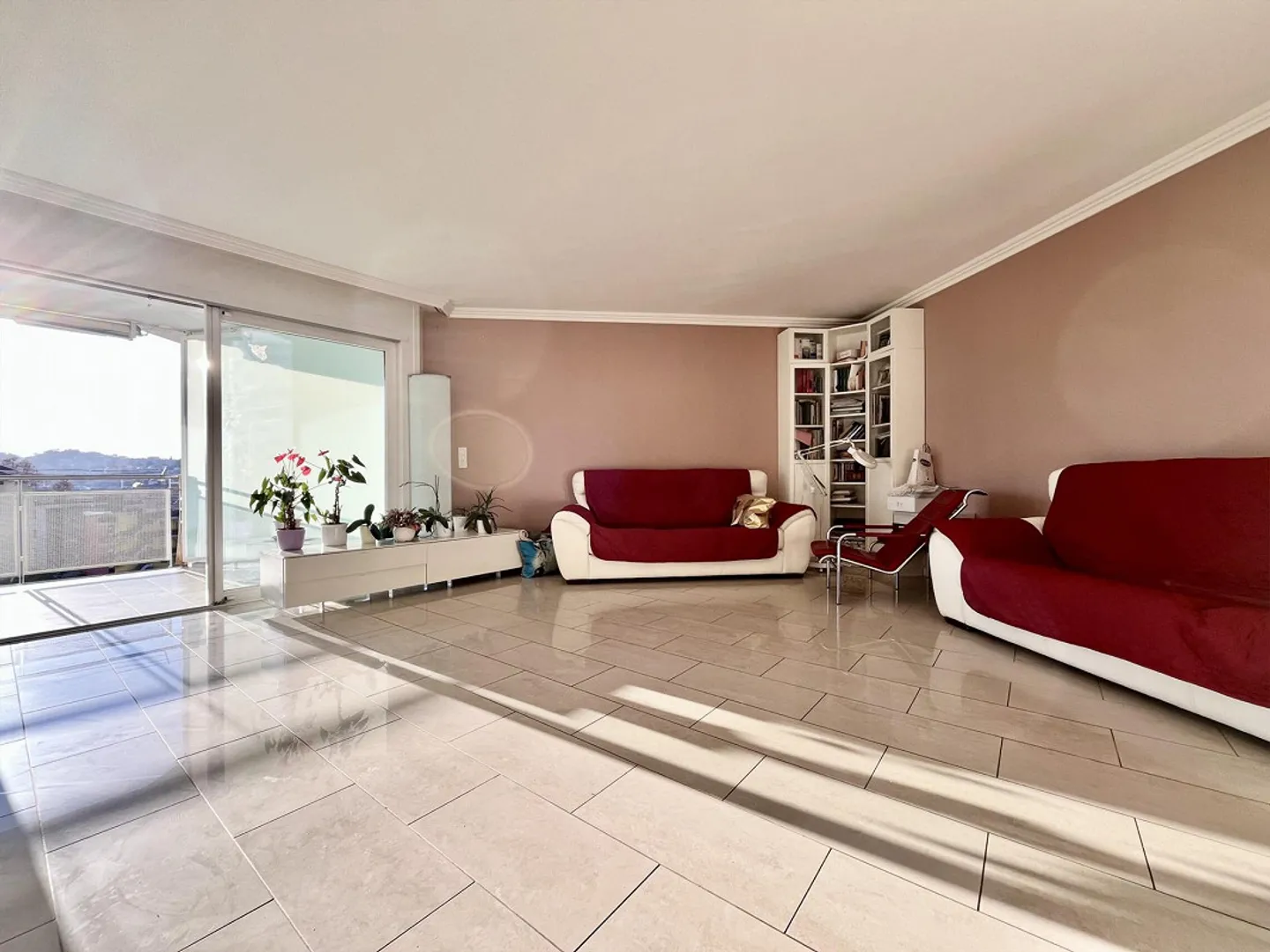 3.5-ZIMMER-ATTIKAWOHNUNG MIT DACHGARTEN IN PREGASSONA - Foto 3 von 11