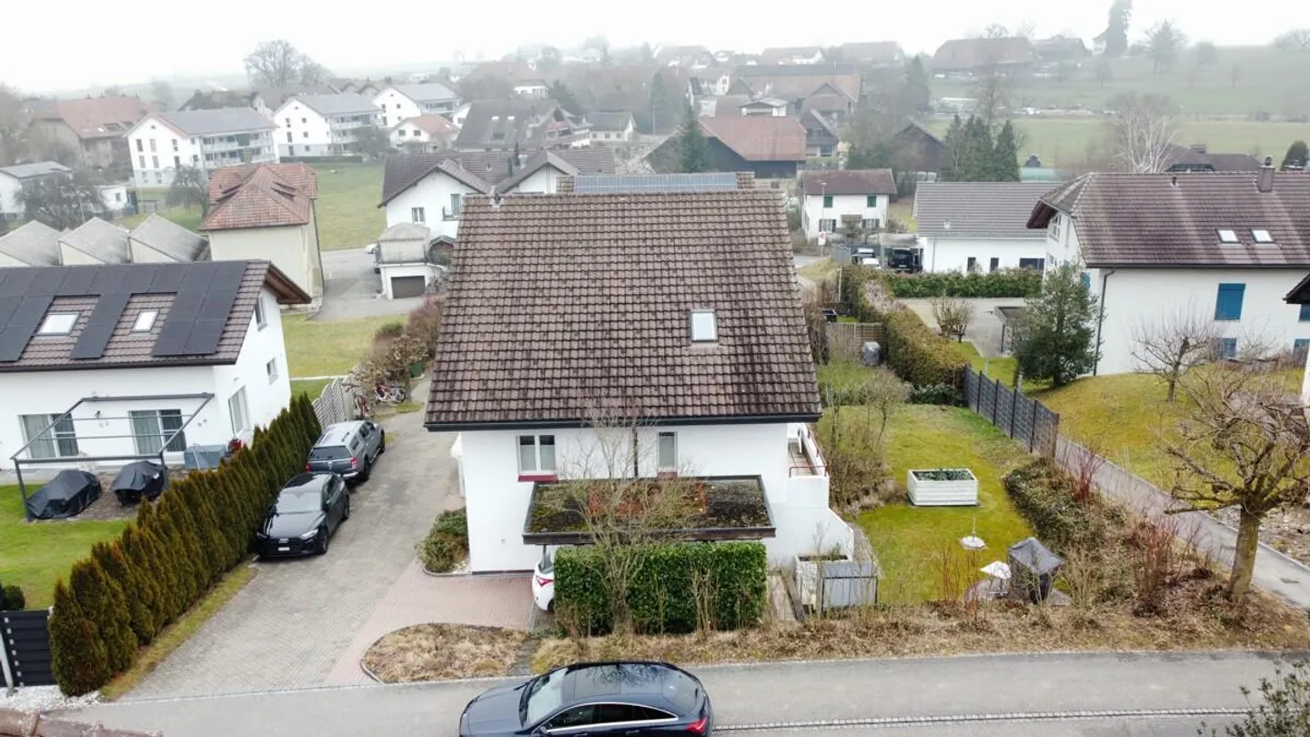 5.5 ROOM DOUBLE FAMILY HOUSE IN IDYLLIC LOCATION - Photo 5 of 16