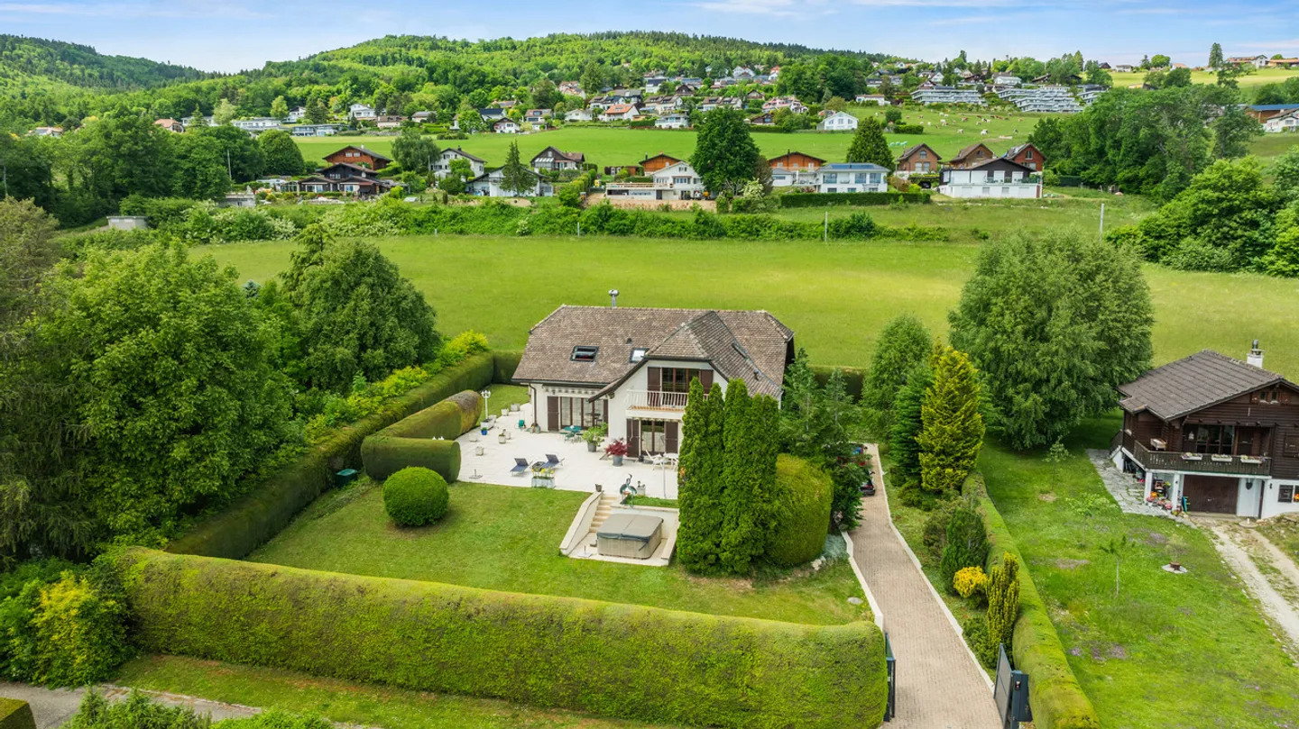 Bella villa familiare ad Arzier-le-Muid - Foto 2 di 14