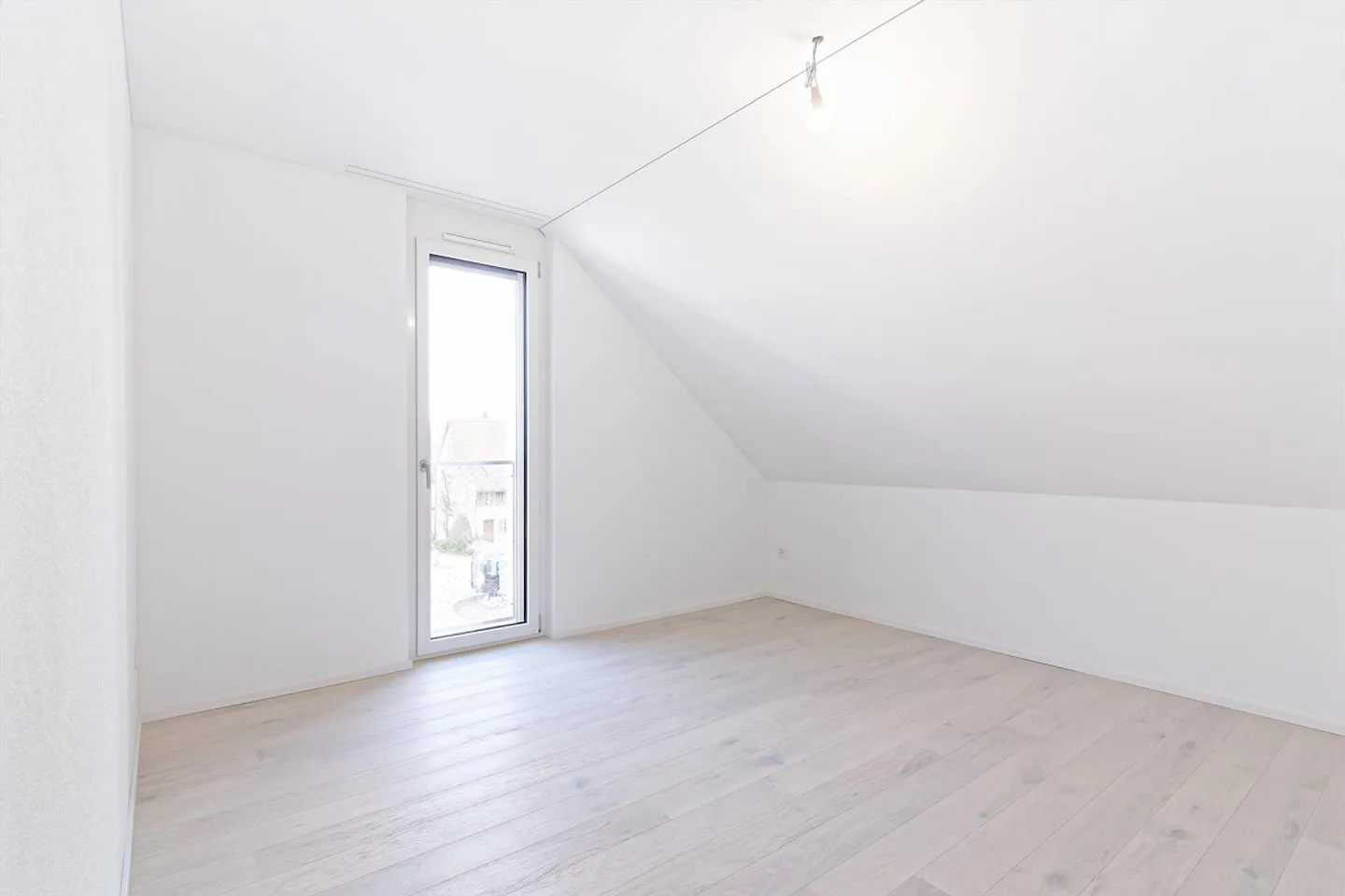 Appartamento attico attraente di 4,5 stanze con due logge - Foto 11 di 13