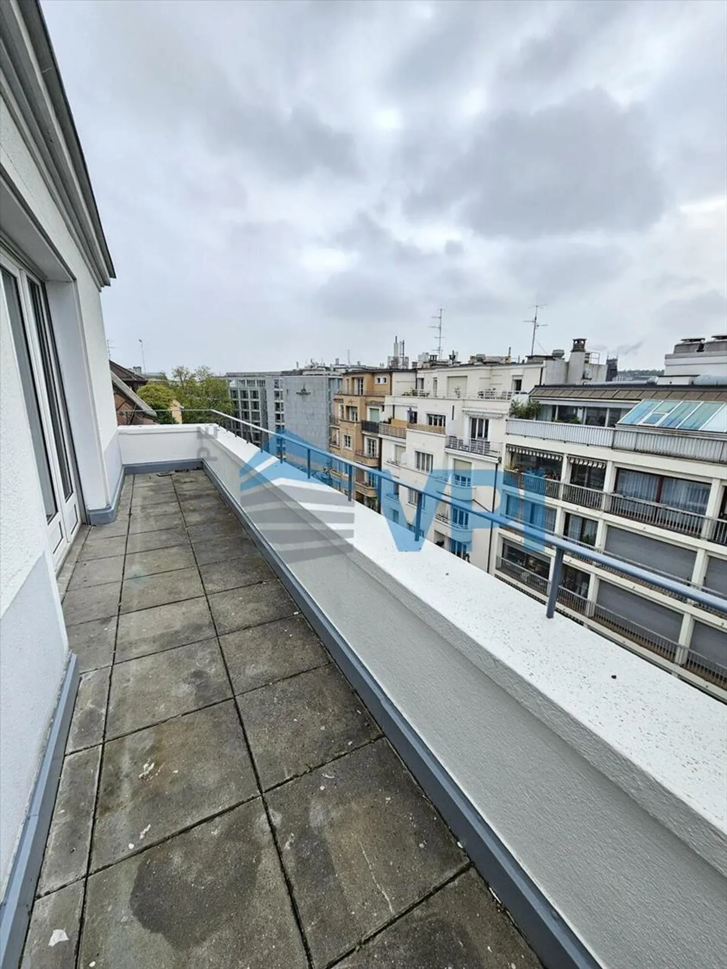 2 rooms in Pâquis close to the lake - Photo 7 of 9