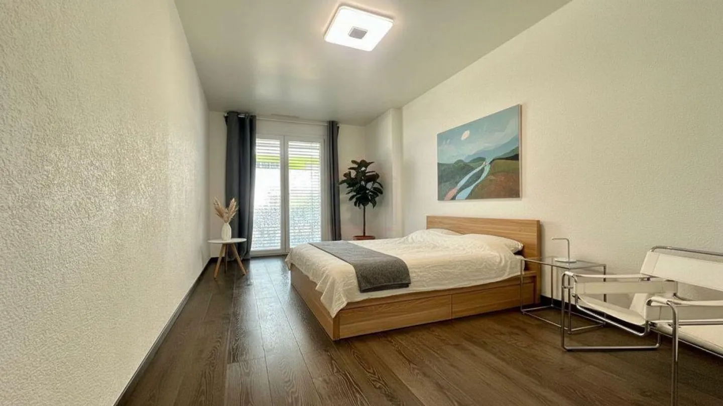 Beautiful 4-room apartment with 122 m², close to amenities - Photo 5 of 10