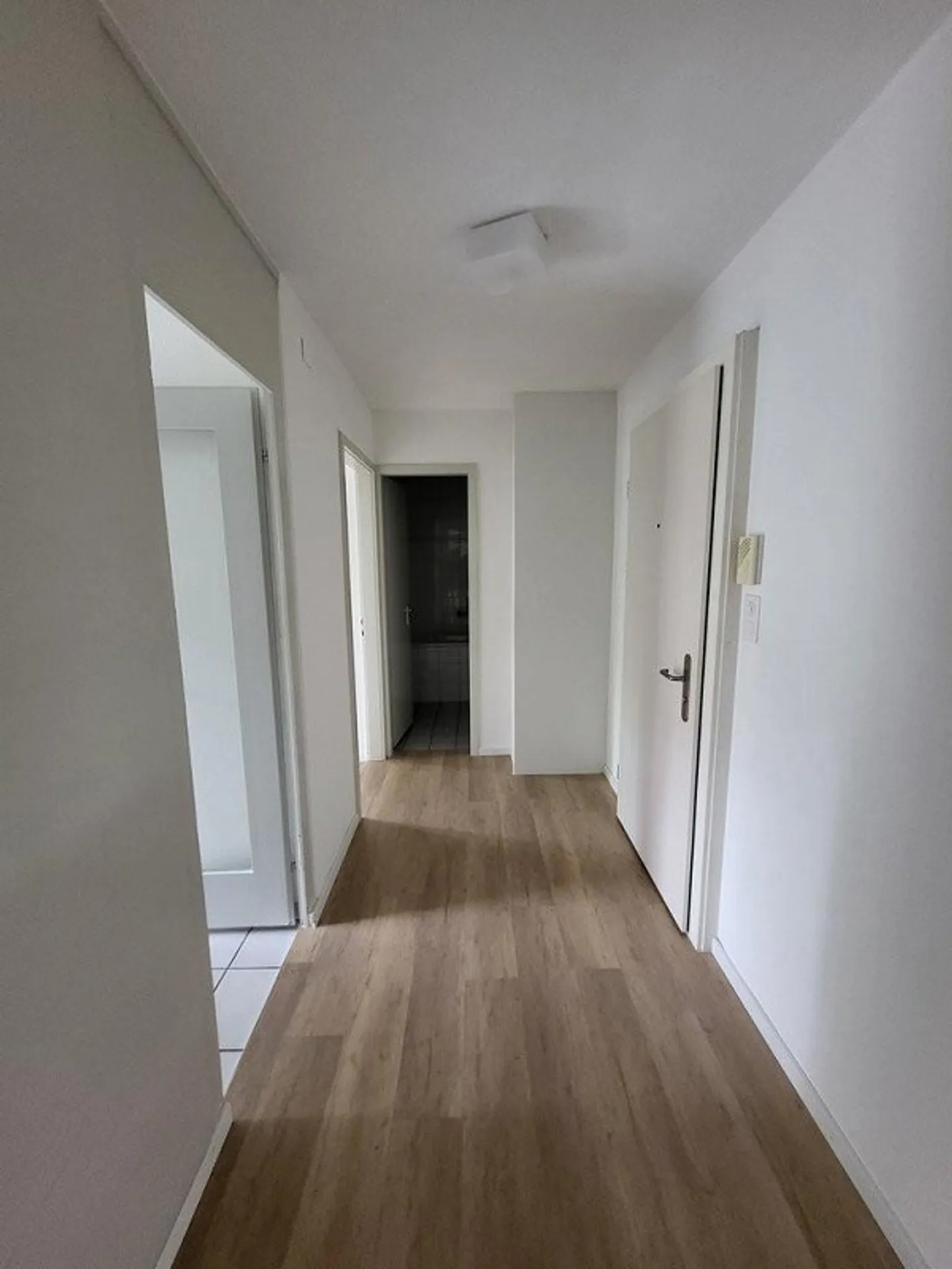 Charmante Wohnung mit Balkon - Foto 6 von 7