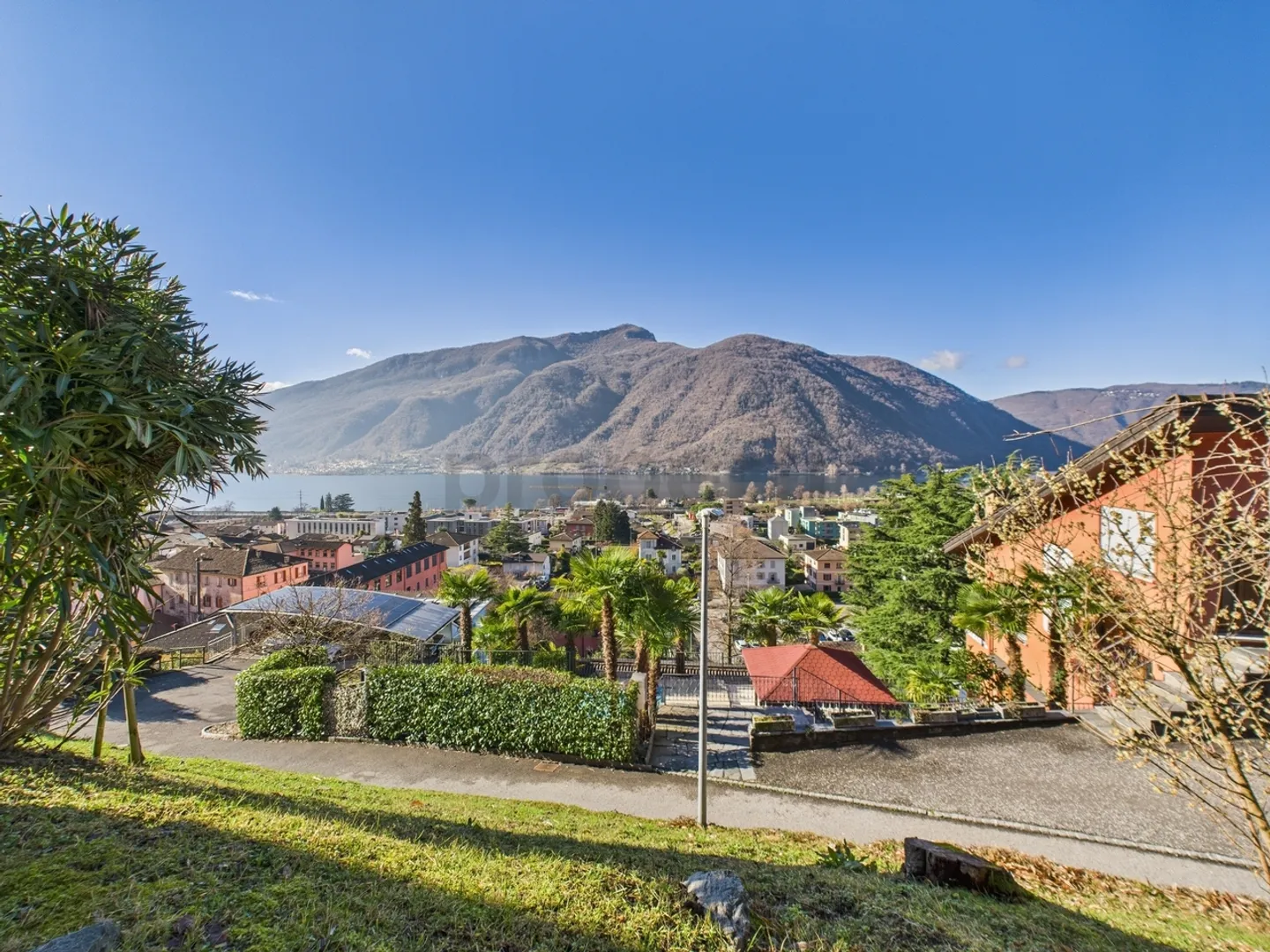 Appartement lumineux de 1,5 pièces avec balcon à Melano - Photo 9 sur 10