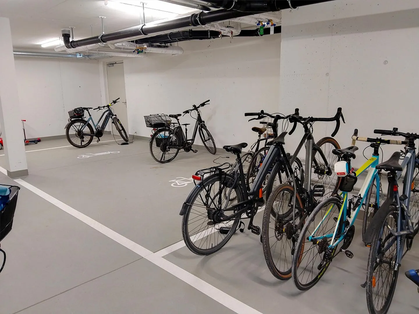 Looking for a new tenant from 1.5.26 for a 2 1/2-room apartment near Stettbach - Photo 13 of 15