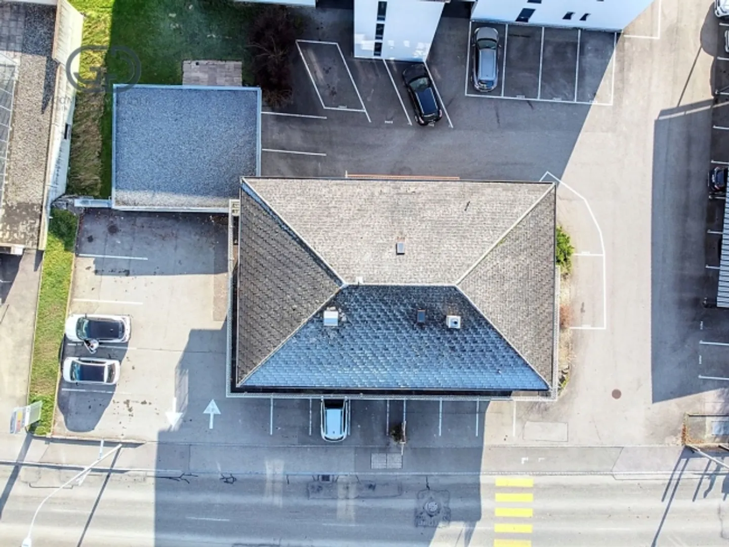 Immeuble mixte à vendre - Excellent placement financier au centre d'Alle - Photo 4 sur 13