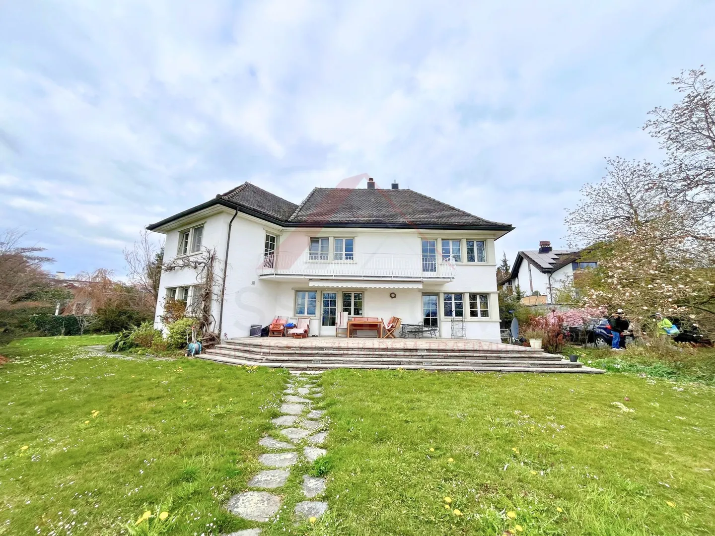 Exclusive Villa with Mountain View - Photo 1 of 13