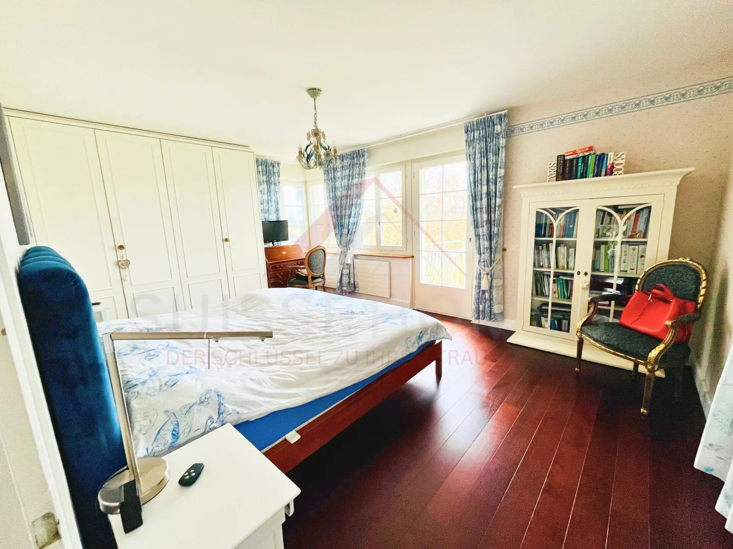 Exclusive Villa with Mountain View - Photo 7 of 13